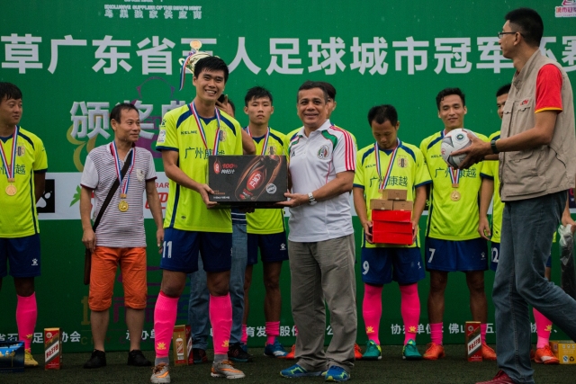 莫雷托：马竞和勒沃库森正敲定格里马尔多转会，预计今天完成谈判